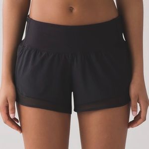 Lululemon Mind Over Miles Short Black Size 10